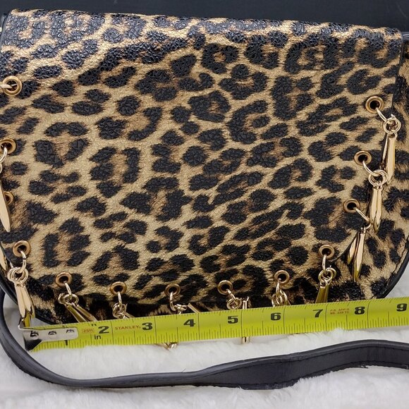 Leopard Print Flap Bag with Gold Dangle Accents – Unbranded - Picture 4 of 10